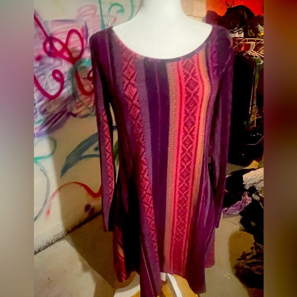 Cute & Comfy w/ belled sleeves
